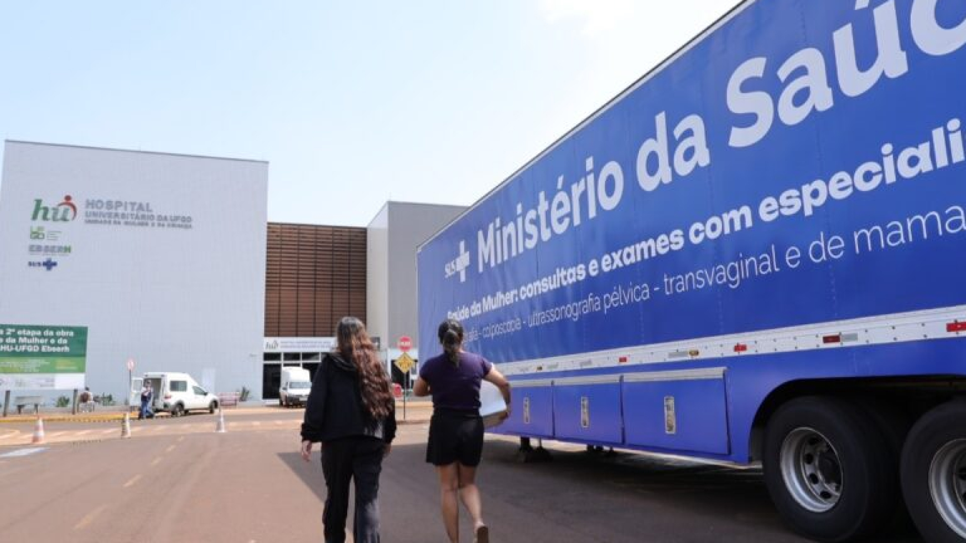 Ministério da Saúde instala unidade móvel em Dourados para acelerar exames femininos