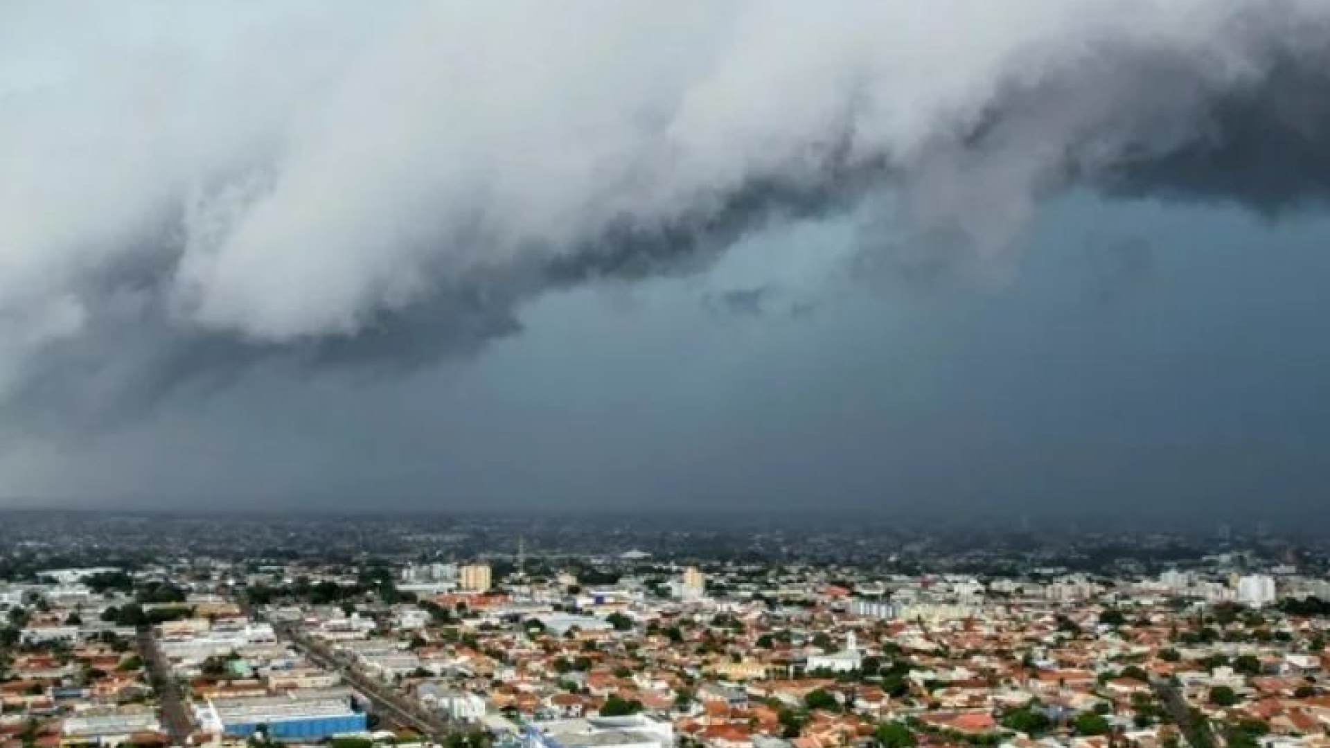 Campo Grande entra em novo alerta de tempestade após prejuízos milionários